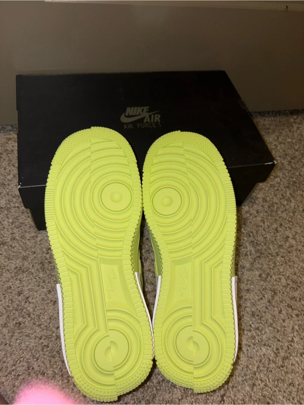 Nike Kids Neon Yellow Low-Top Sneakers